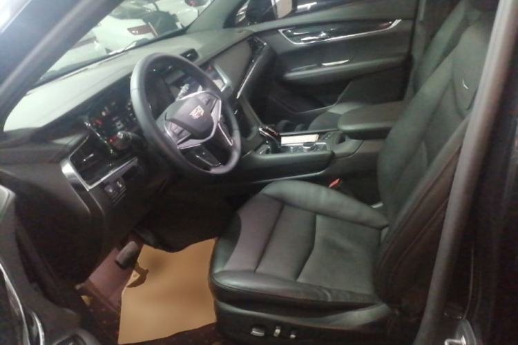 Used Cadillac XT5 2020 Revised Version 28T Four-Wheel Drive Luxury Edition Left Front Seat