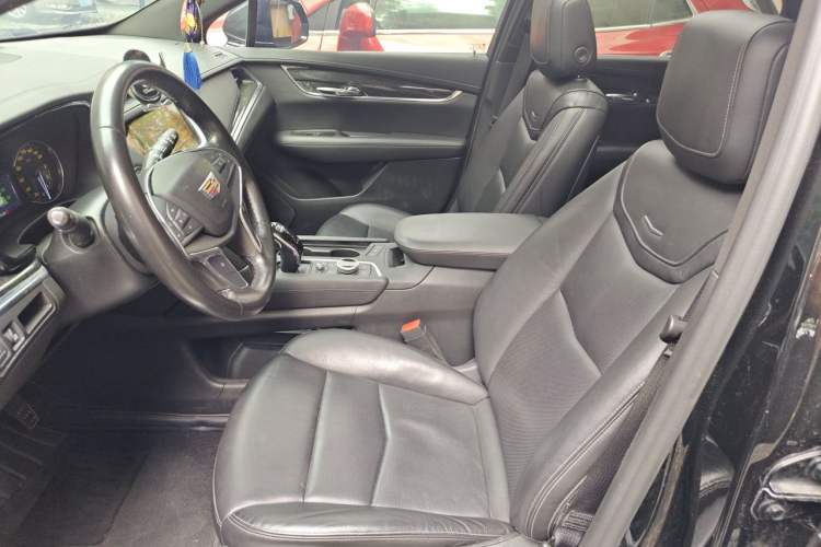 Used Cadillac XT5 2020 Revised Version 28T Luxury Edition Left Front Seat