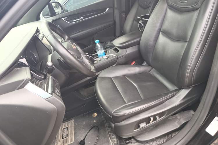 Used Cadillac XT5 2020 Revised Version 28T Four-Wheel Drive Luxury Edition Left Front Seat