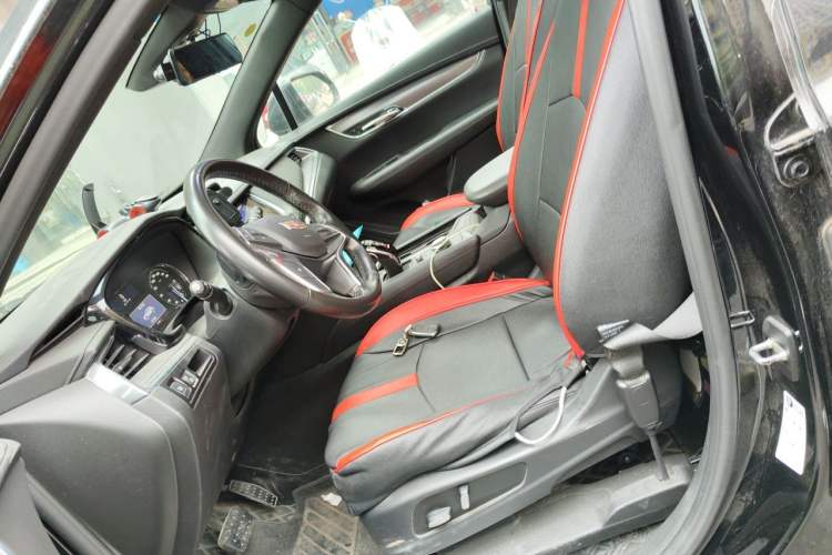 Used Cadillac XT5 2020 Revised Version 28T Tech Edition Left Front Seat