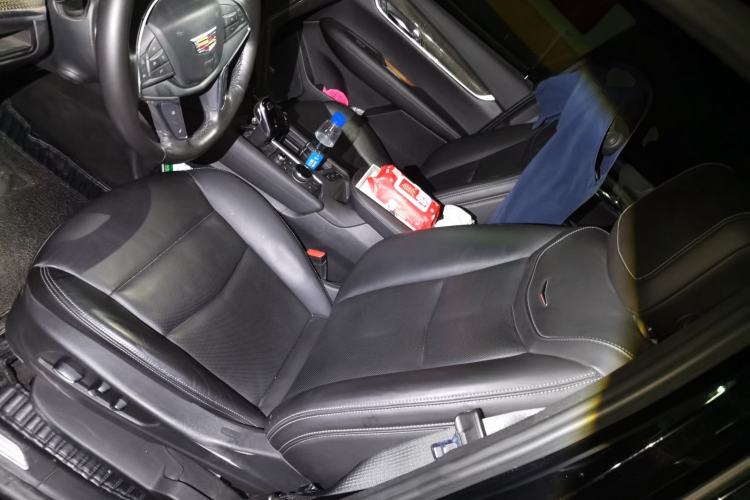Used Cadillac XT5 2020 Updated Version 28T All-Wheel Drive Leading Sporty Type Left Front Seat