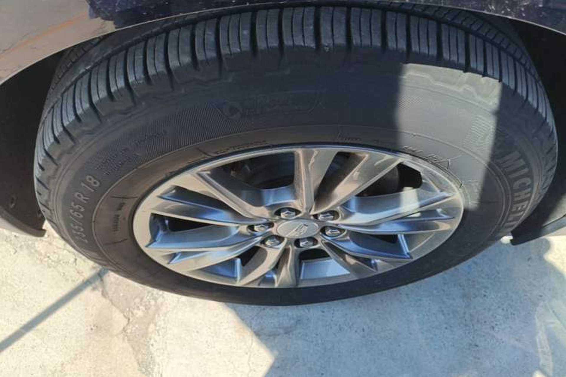 Used Cadillac XT5 2020 28T Luxury Version Left Front Wheel Hub
