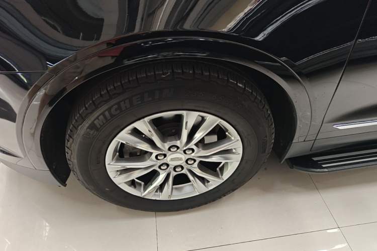 Used Cadillac XT5 2020 Revised Version 28T Luxury Edition Left Front Wheel Hub