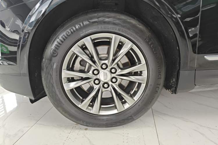 Used Cadillac XT5 2020 Revised Version 28T Luxury Edition Left Front Wheel Hub