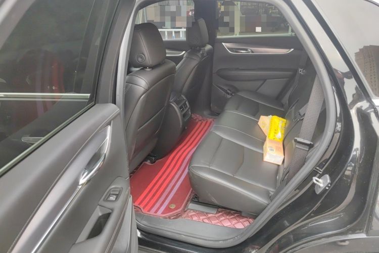 Used Cadillac XT5 2020 28T Four-Wheel Drive Tech Version Left Rear Seat