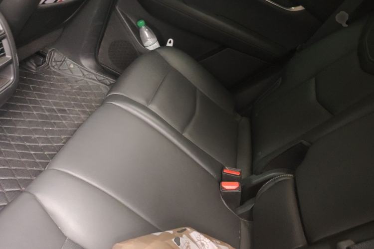 Used Cadillac XT5 2020 Revised Version 28T Luxury Edition Left Rear Seat