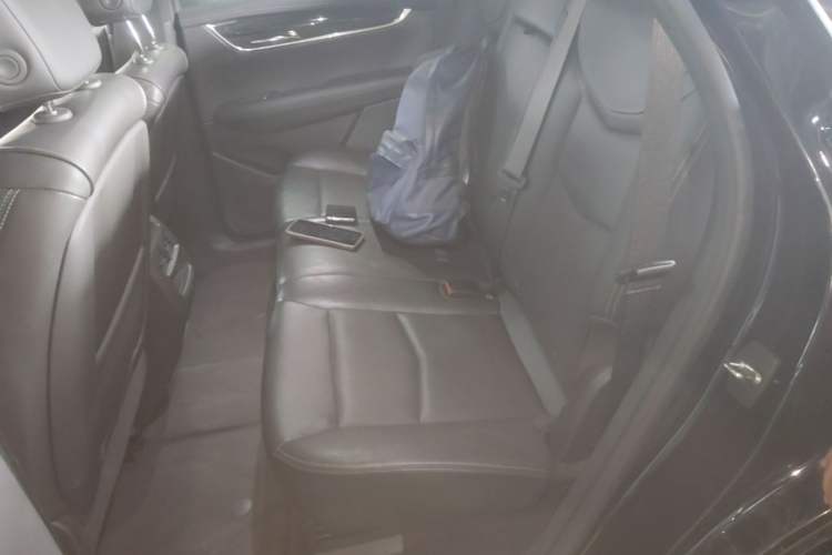Used Cadillac XT5 2020 Revised Version 28T Luxury Edition Left Rear Seat