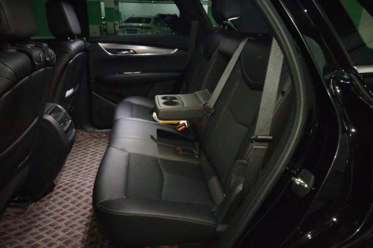 Used Cadillac XT5 2020 28T Tech Edition Left Rear Seat