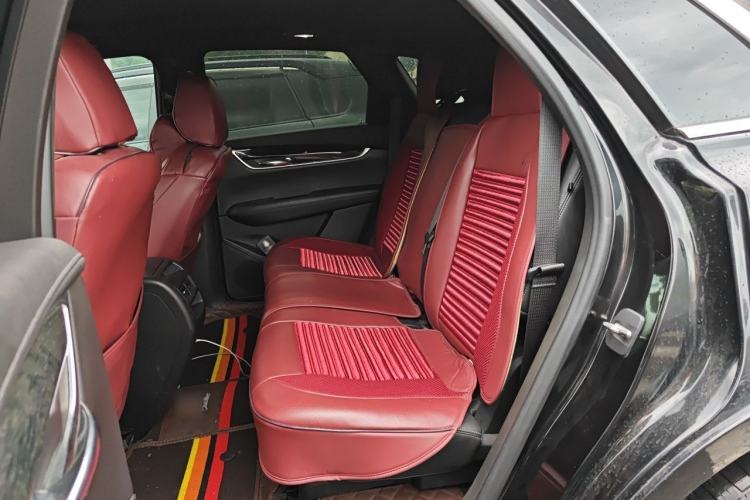 Used Cadillac XT5 2020 Revised Version 28T Luxury Edition Left Rear Seat