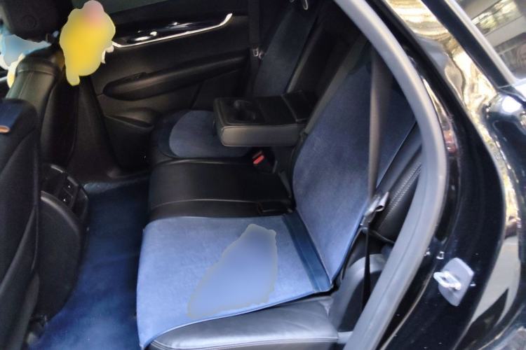 Used Cadillac XT5 2020 28T Luxury Version Left Rear Seat