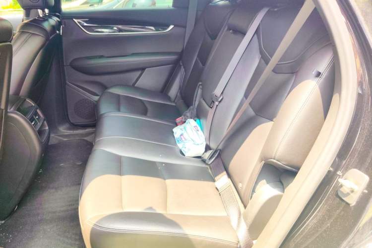 Used Cadillac XT5 2020 Revised Version 28T Luxury Edition Left Rear Seat