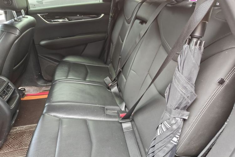 Used Cadillac XT5 2020 Revised Version 28T Four-Wheel Drive Luxury Edition Left Rear Seat