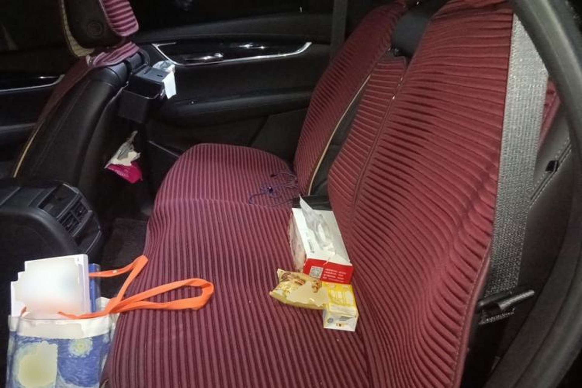 Used Cadillac XT5 2020 28T Luxury Version Left Rear Seat