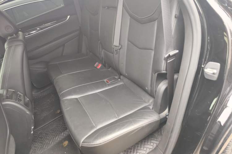 Used Cadillac XT5 2020 Revised Version 28T Four-Wheel Drive Luxury Edition Left Rear Seat