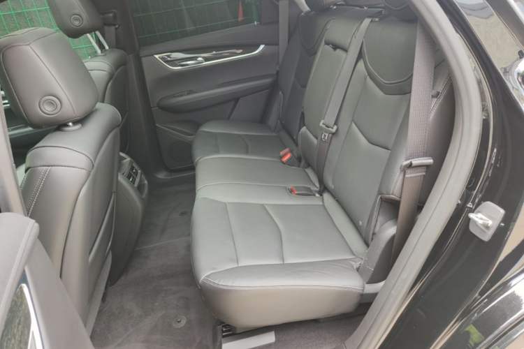 Used Cadillac XT5 2020 Revised Version 28T Luxury Edition Left Rear Seat