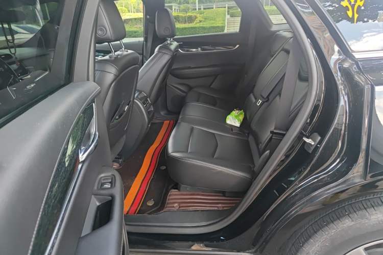 Used Cadillac XT5 2020 Revised Version 28T Luxury Edition Left Rear Seat