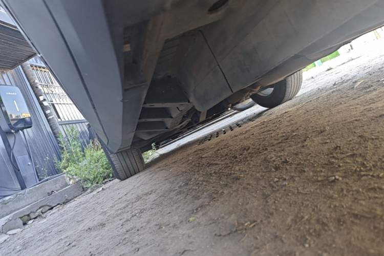 Used Cadillac XT5 2020 28T Luxury Version Left Side Sill