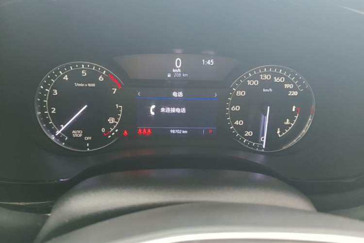 Used Cadillac XT5 2020 Revised Version 28T Luxury Edition Odometer Close Up