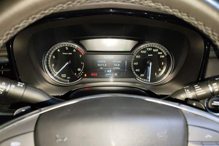 Used Cadillac XT5 2020 28T Four-Wheel Drive Luxury Version Odometer Close Up