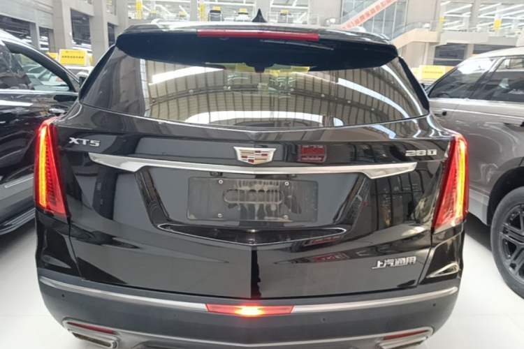 Used Cadillac XT5 2020 Revised Version 28T Luxury Edition Rear