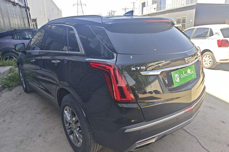 Used Cadillac XT5 2020 28T Luxury Version Rear Left 45 Deg