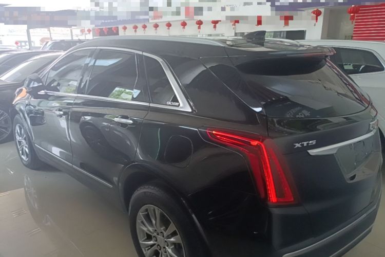 Used Cadillac XT5 2020 28T Luxury Version Rear Left 45 Deg