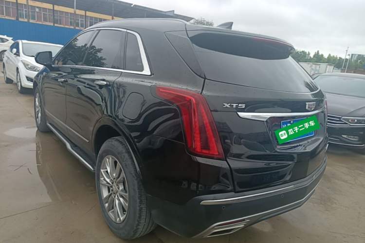 Used Cadillac XT5 2020 Revised Version 28T Luxury Edition Rear Left 45 Deg