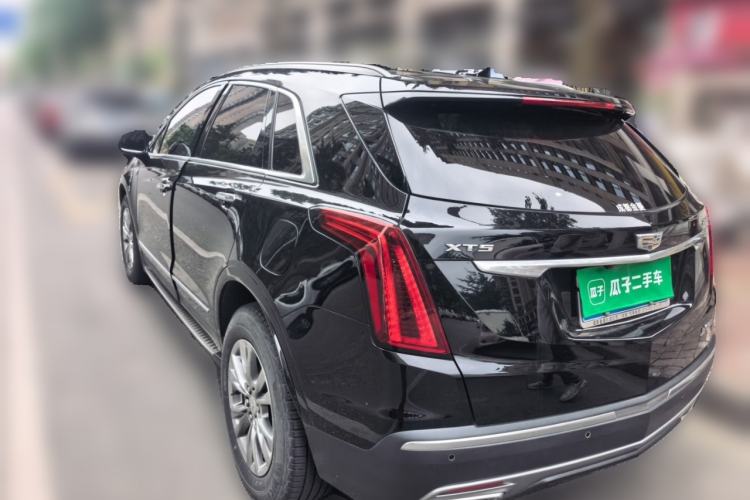 Used Cadillac XT5 2020 28T Luxury Version Rear Left 45 Deg