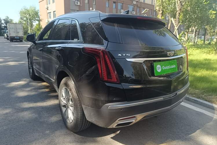 Used Cadillac XT5 2020 28T Luxury Version Rear Left 45 Deg