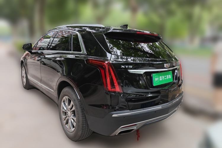Used Cadillac XT5 2020 28T Luxury Version Rear Left 45 Deg