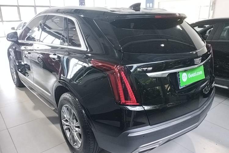 Used Cadillac XT5 2020 28T Luxury Version Rear Left 45 Deg