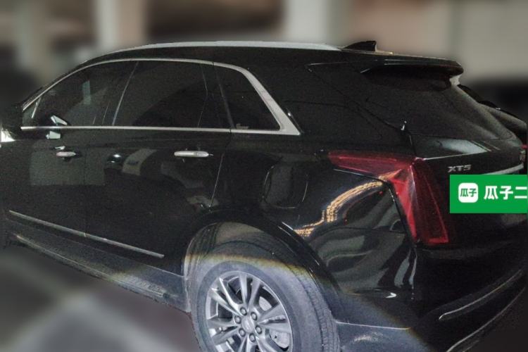 Used Cadillac XT5 2020 28T Luxury Version Rear Left 45 Deg