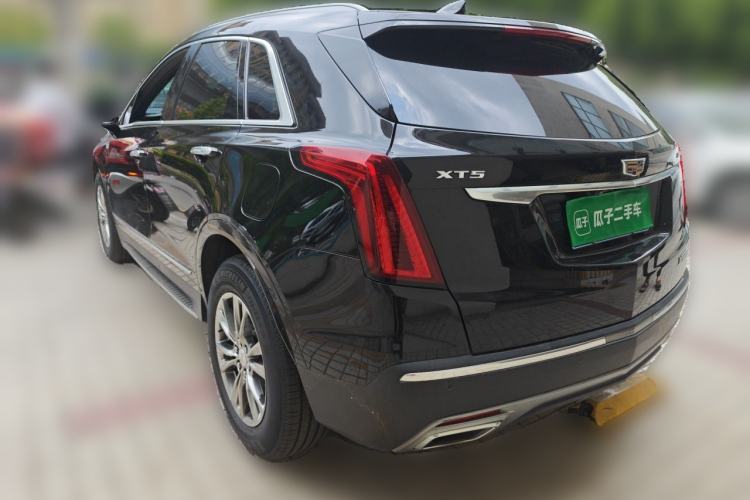 Used Cadillac XT5 2020 28T Luxury Version Rear Left 45 Deg