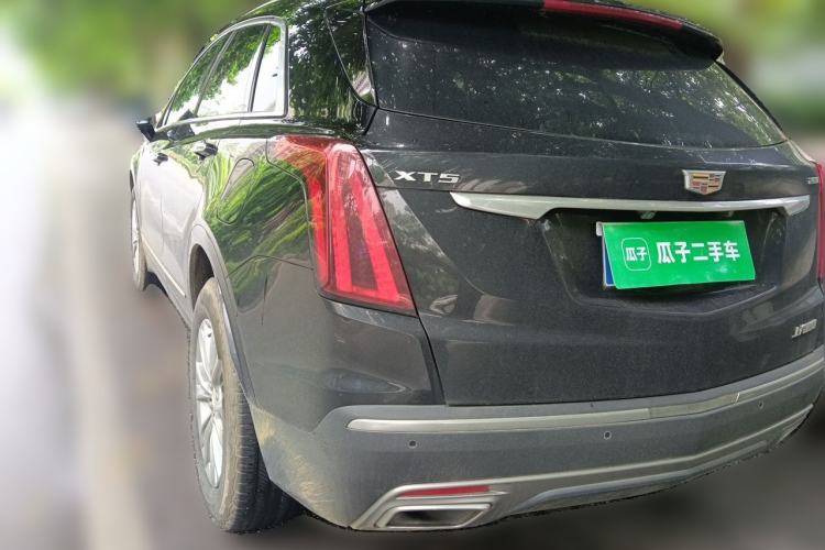 Used Cadillac XT5 2020 28T Luxury Version Rear Left 45 Deg