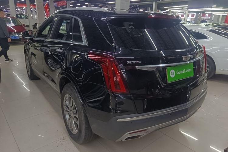 Used Cadillac XT5 2020 28T Luxury Version Rear Left 45 Deg