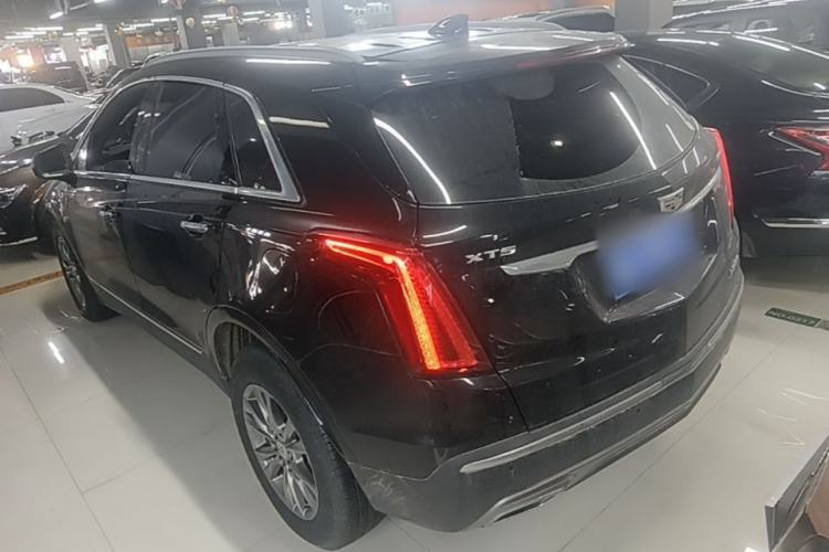 Used Cadillac XT5 2020 Revised Version 28T Luxury Edition Rear Left 45 Deg
