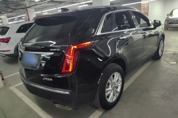 Used Cadillac XT5 2020 28T Tech Edition Rear Right 45 Deg