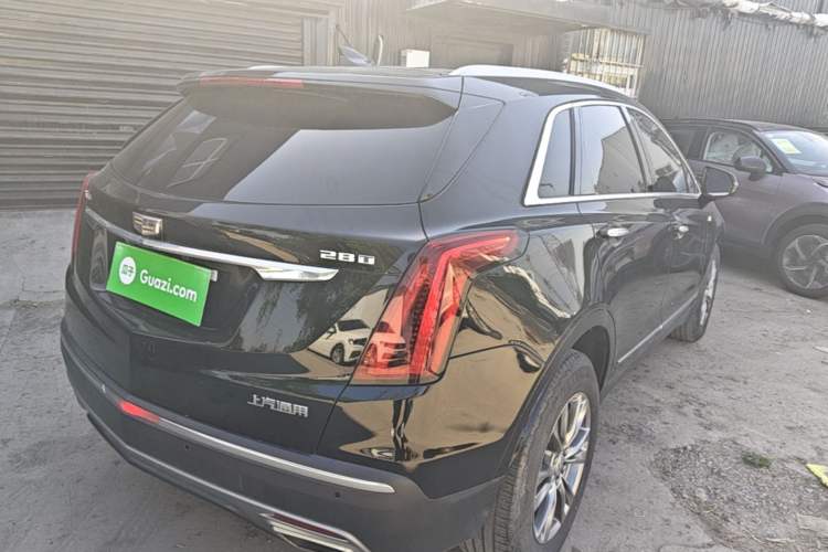 Used Cadillac XT5 2020 28T Luxury Version Rear Right 45 Deg