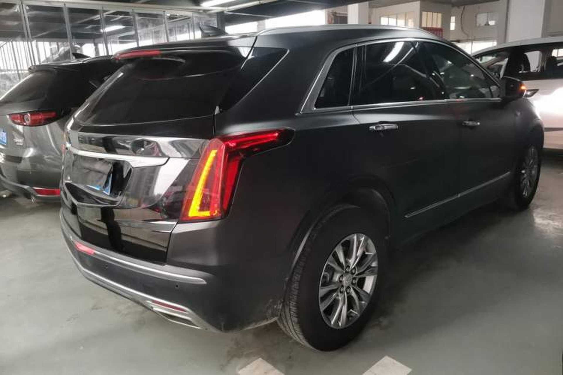 Used Cadillac XT5 2020 Revised Version 28T Luxury Edition Rear Right 45 Deg