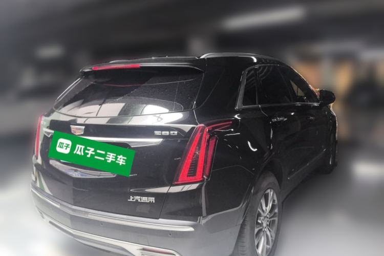 Used Cadillac XT5 2020 28T Luxury Version Rear Right 45 Deg