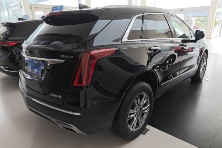 Used Cadillac XT5 2020 Revised Version 28T Luxury Edition Rear Right 45 Deg