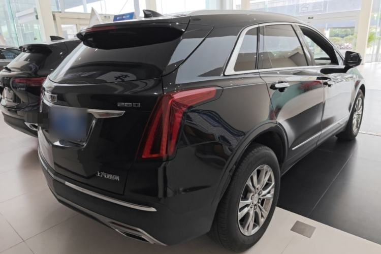 Used Cadillac XT5 2020 Revised Version 28T Luxury Edition Rear Right 45 Deg