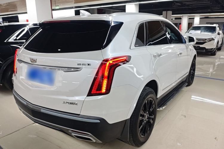 Used Cadillac XT5 2020 28T Luxury Version Rear Right 45 Deg