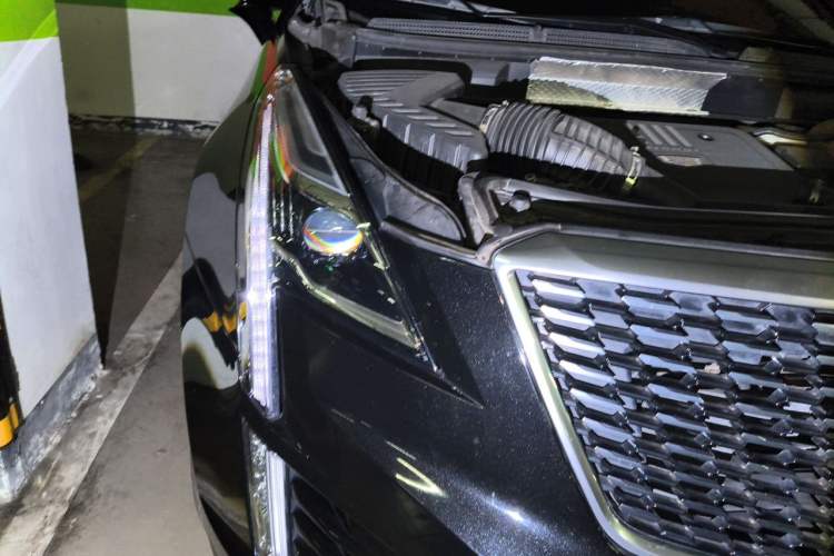 Used Cadillac XT5 2020 Revised Version 28T Luxury Edition Right Front Headlight