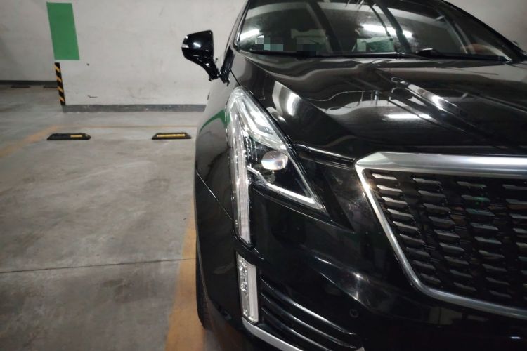 Used Cadillac XT5 2020 28T Tech Edition Right Front Headlight