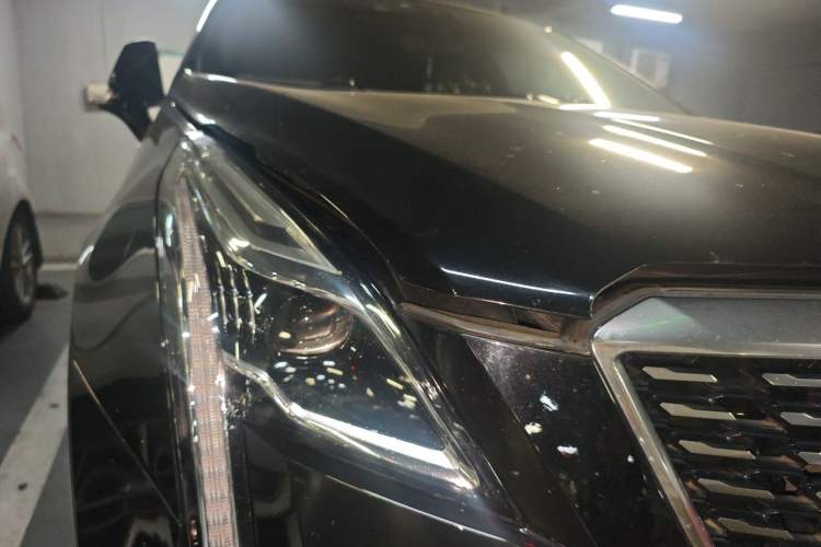 Used Cadillac XT5 2020 Revised Version 28T Luxury Edition Right Front Headlight