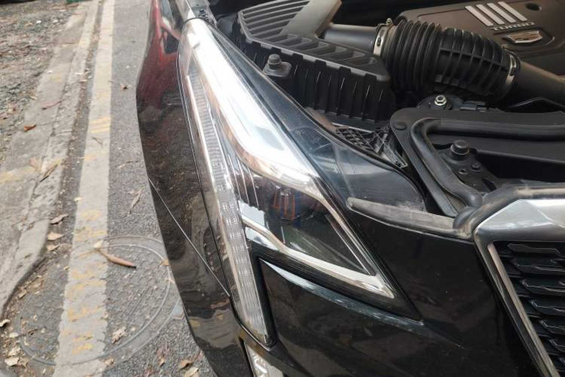 Used Cadillac XT5 2020 Revised Version 28T Luxury Edition Right Front Headlight