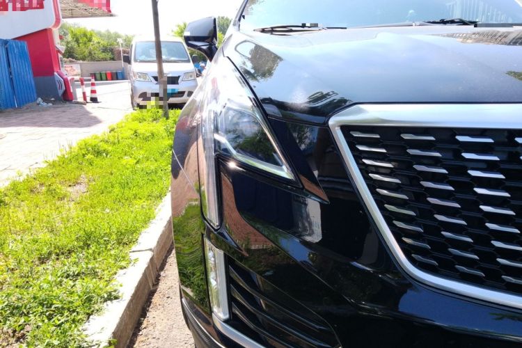 Used Cadillac XT5 2020 Revised Version 28T Luxury Edition Right Front Headlight