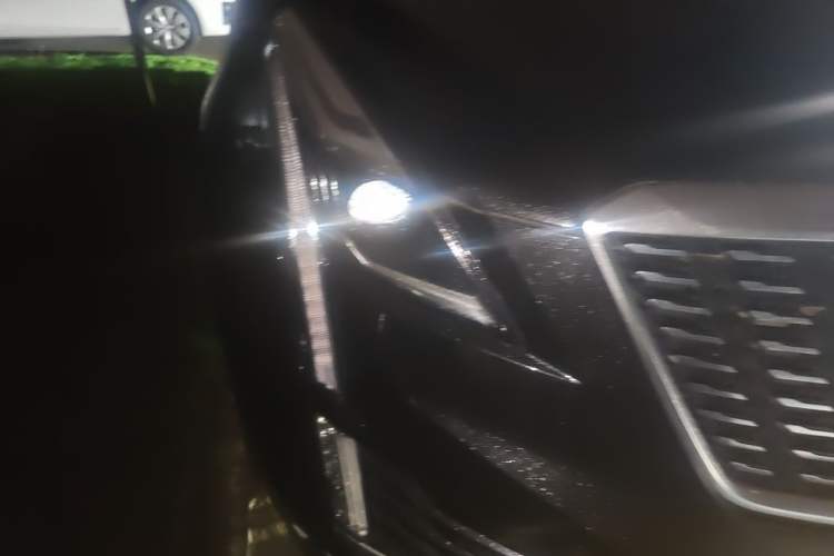 Used Cadillac XT5 2020 Revised Version 28T Luxury Edition Right Front Headlight