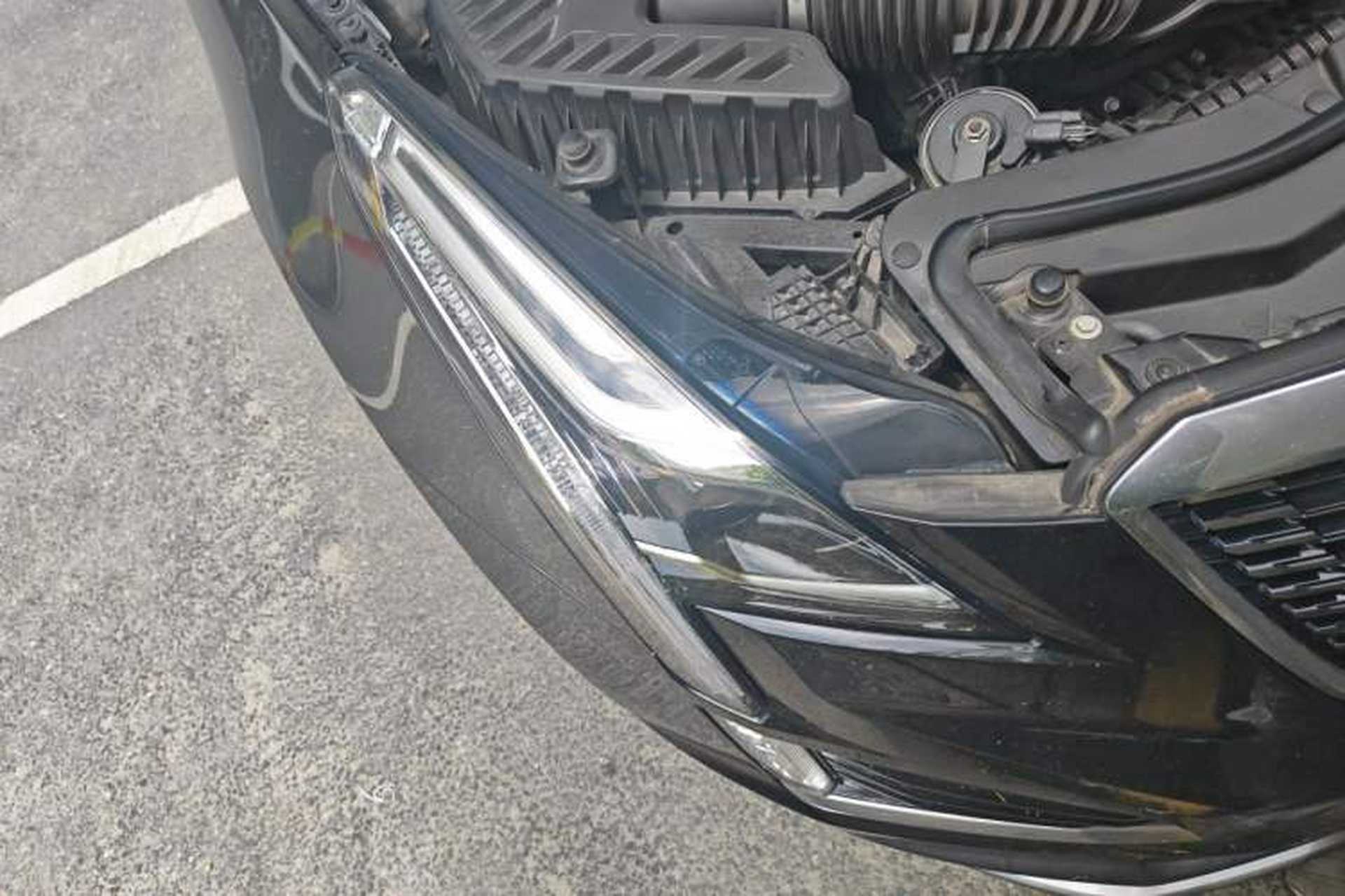 Used Cadillac XT5 2020 28T Luxury Version Right Front Headlight